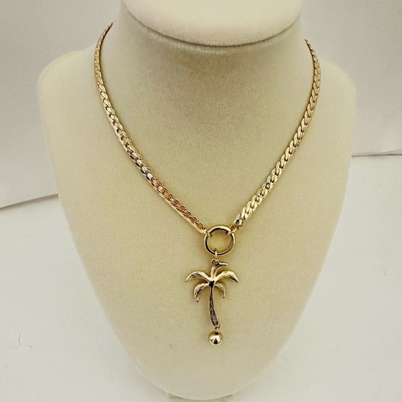 Ettika Hawaiian West Palm Tree Charm Layered Pendant Necklace, NWT - Picture 3 of 7